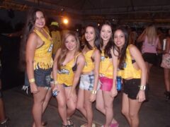 Oktober 10 Anos